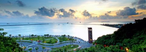 Panoramic view of the coast and the bay next to the NSYSU campus.